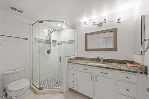 13105 Vanderbilt Dr 502, Naples FL - photo 21 of 30