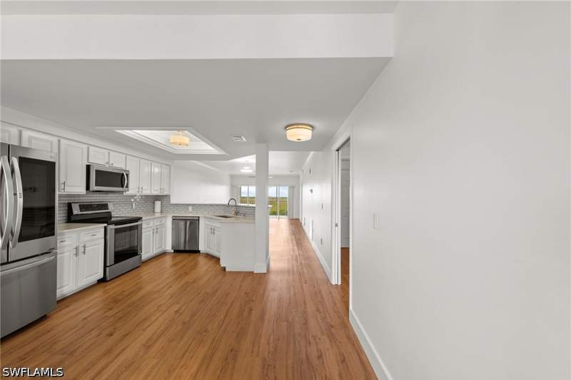 2 bedroom Condominium at 13105 Vanderbilt Dr 502, Marina Bay Club Of Naples, Naples — photo 4