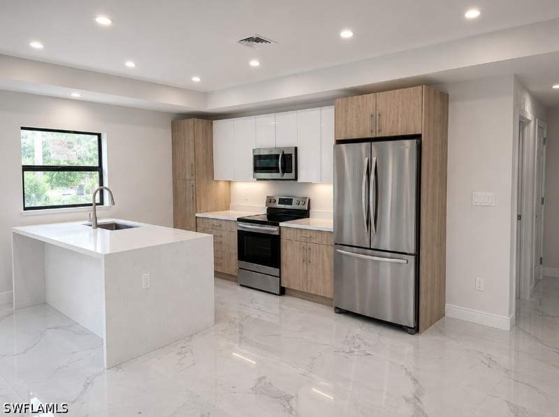 3 bedroom SingleFamilyResidence at 569 Aspen Ave S, Lehigh Acres, Lehigh Acres — photo 3