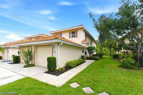 357 Robin Hood Cir 202, Naples FL - photo 20 of 26