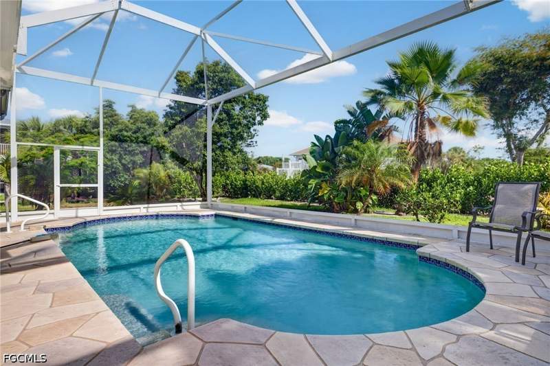 3 bedroom SingleFamilyResidence at 3359 Barra Cir, Bright Water, Sanibel — photo 3