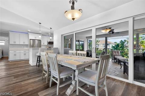 3359 Barra Cir, Sanibel FL - photo 9 of 34