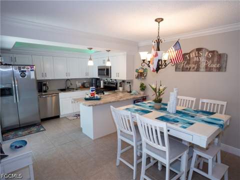1727 Park Meadows Dr 2, Fort Myers FL - photo 15 of 47