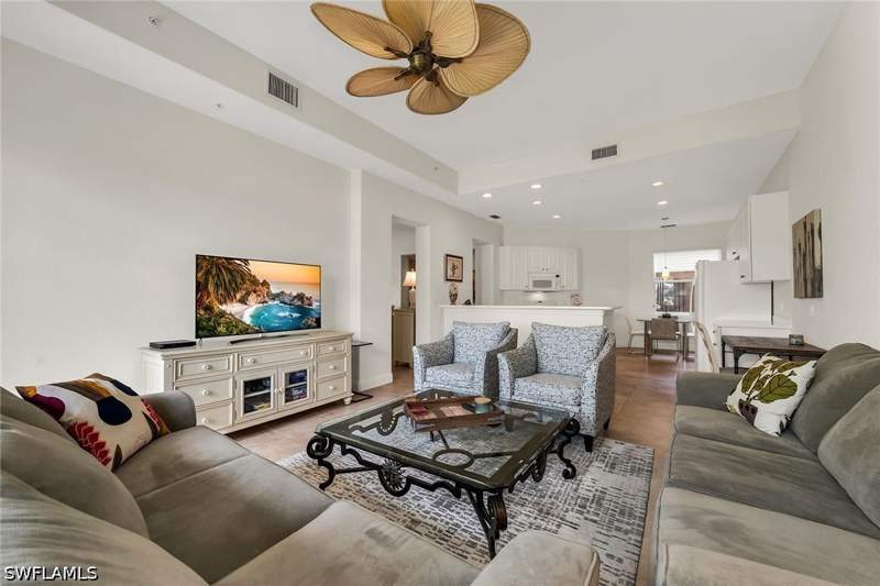 3 bedroom Condominium at 3141 Aviamar Cir 103, Marengo, Naples — photo 4