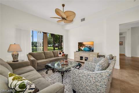 3141 Aviamar Cir 103, Naples FL - photo 6 of 50