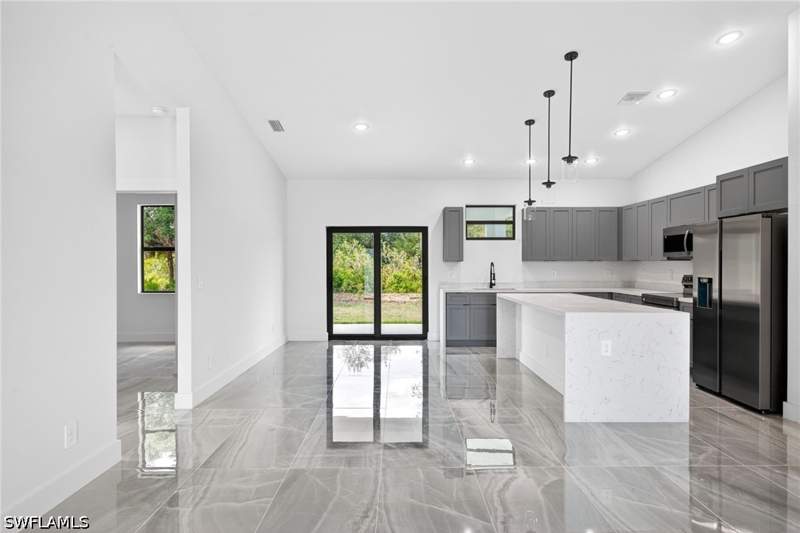 3 bedroom SingleFamilyResidence at 3013 58th St W, Lehigh Acres, Lehigh Acres — photo 2