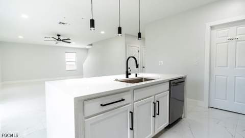 509 SW 27th Ter, Cape Coral FL - photo 14 of 50