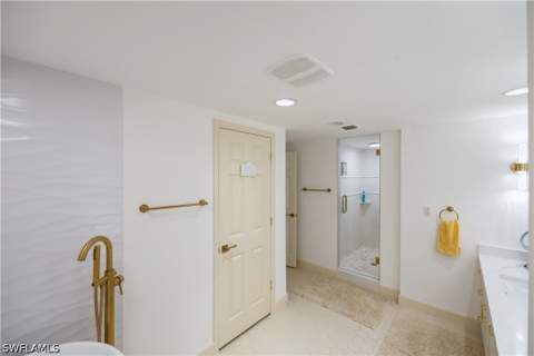 6001 Pelican Bay Blvd 204, Naples FL - photo 11 of 20