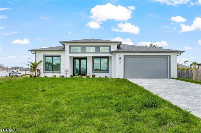 3 bedroom SingleFamilyResidence at 1322 NE 5th Pl, Cape Coral, Cape Coral — photo 2