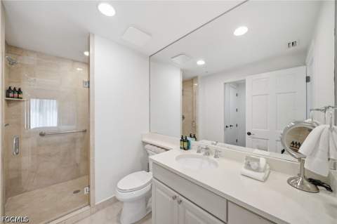 221 9th St S 206, Naples FL - photo 17 of 27