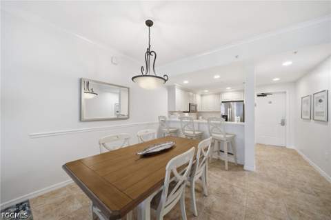 221 9th St S 206, Naples FL - photo 9 of 27