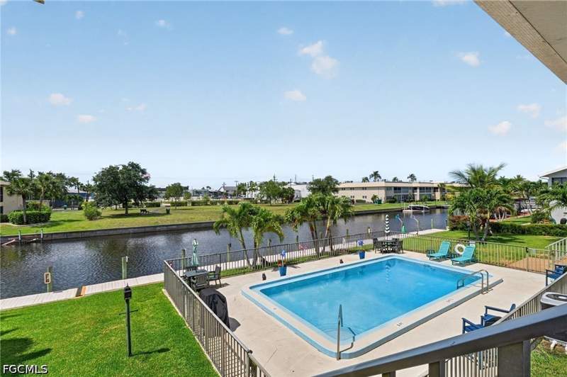 2 bedroom Condominium at 1022 SE 46th St 2A, Regency Court Condo, Cape Coral — photo 3