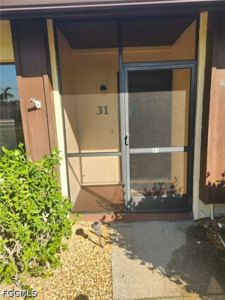 2 bedroom Condominium at 716 SE 12th Ct 31, Courtyards Of Cape Coral North, Cape Coral — photo 3