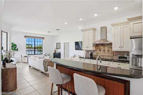 201 San Mateo Dr, Bonita Springs FL - photo 12 of 39