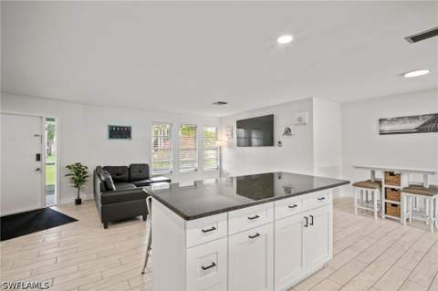 2001 Bahama Ave, Fort Myers FL - photo 14 of 46