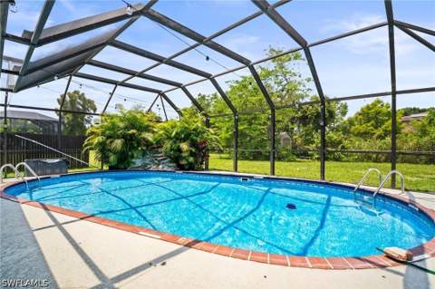 2001 Bahama Ave, Fort Myers FL - photo 17 of 46
