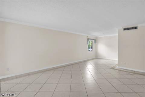 2366 E Mall Dr 212, Fort Myers FL - photo 7 of 20