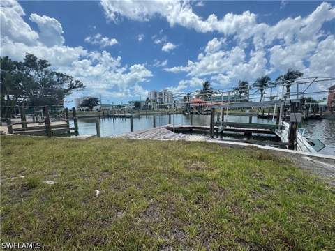 139 Ibis St, Fort Myers Beach FL - photo 13 of 16