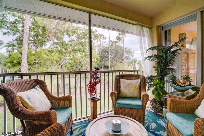2 bedroom Condominium at 509 Robin Hood Cir 202, Sherwood, Naples — photo 3