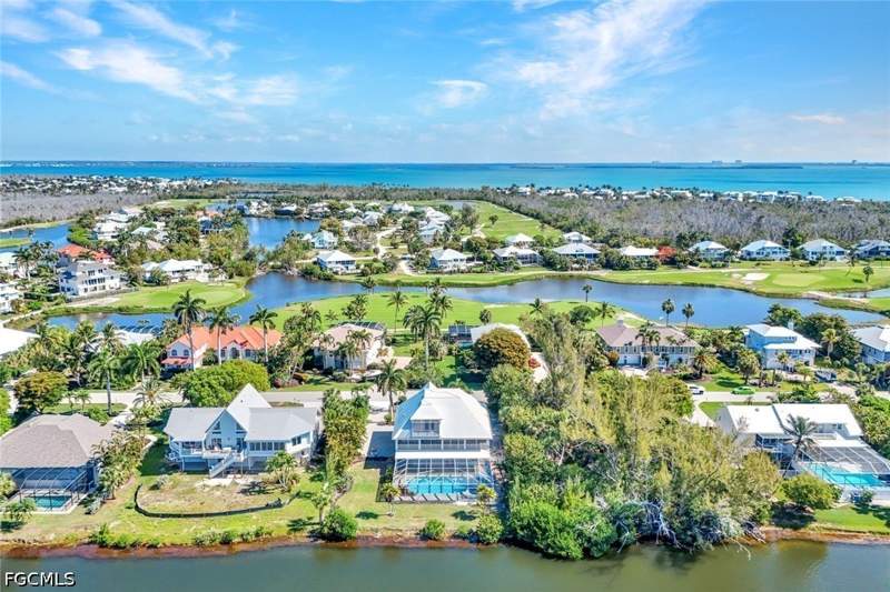 3 bedroom SingleFamilyResidence at 9007 Mockingbird Dr, Dunes At Sanibel Island, Sanibel — photo 4