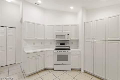 12340 Notting Hill Ln 23, Bonita Springs FL - photo 10 of 36