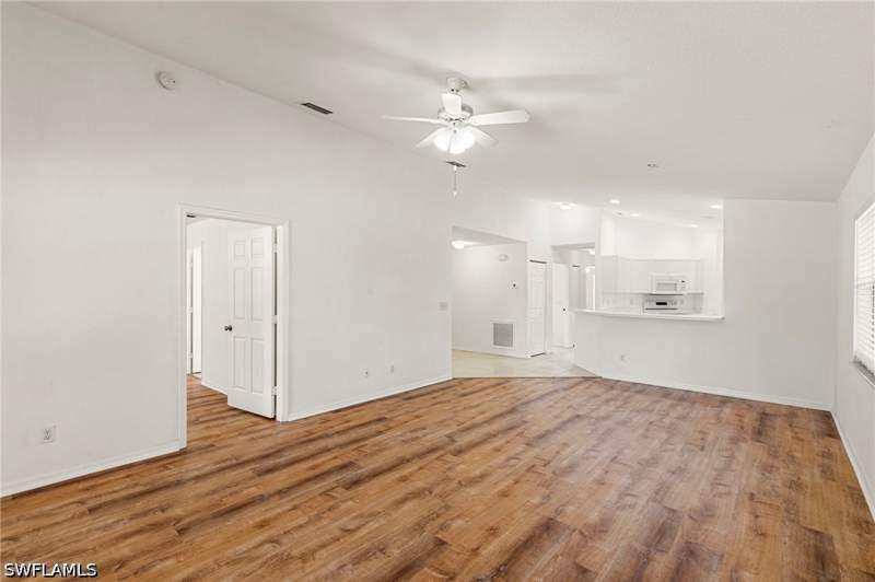 3 bedroom Condominium at 12340 Notting Hill Ln 23, Colony, Bonita Springs — photo 5