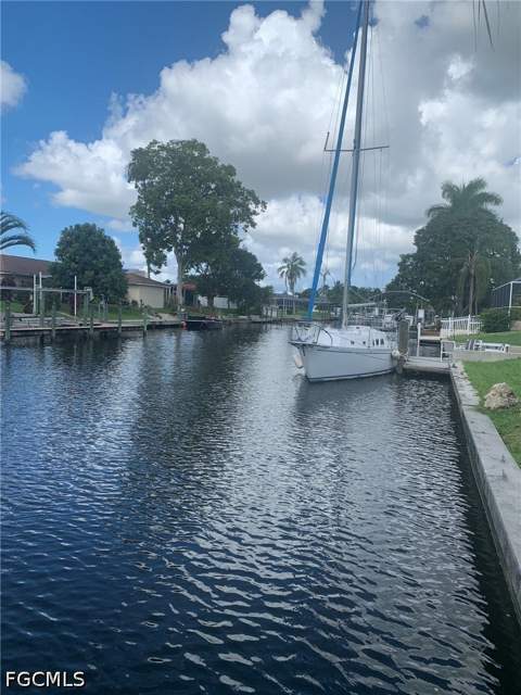 2214 SE 14th Ter, Cape Coral FL - photo 15 of 16