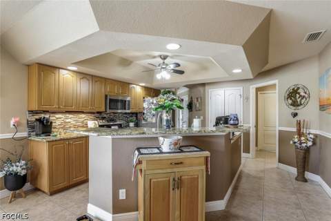 920 NW 3rd Ave, Cape Coral FL - photo 8 of 25