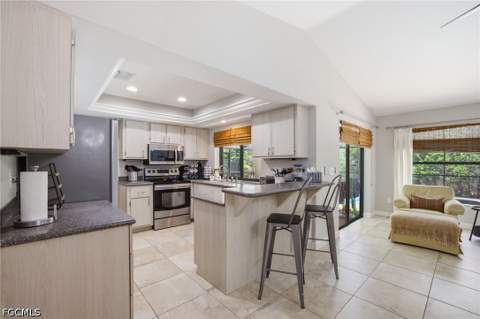 6856 Fairview St, Fort Myers FL - photo 10 of 37