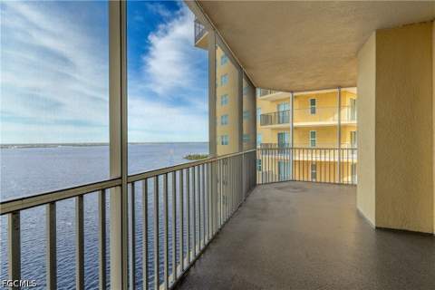 2745 1st St 1406, Fort Myers FL - photo 21 of 32