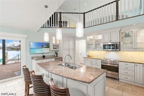 164 Starfish Ct, Marco Island FL - photo 15 of 50