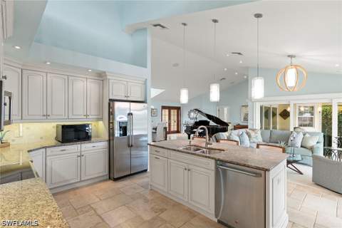 164 Starfish Ct, Marco Island FL - photo 16 of 50