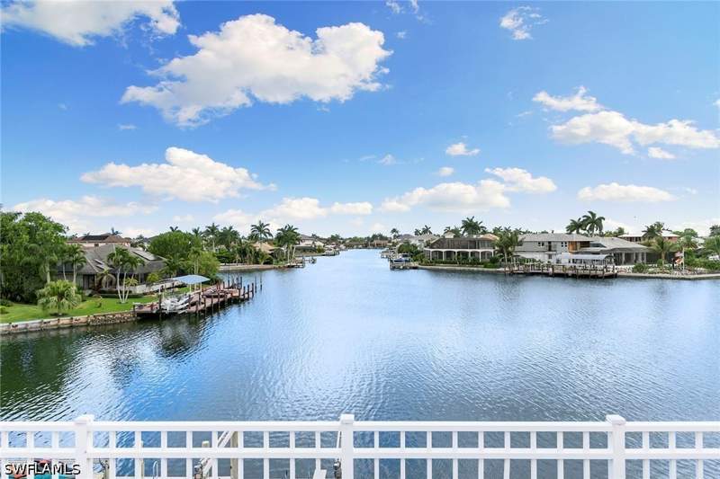 3 bedroom SingleFamilyResidence at 164 Starfish Ct, Marco Island, Marco Island — photo 2
