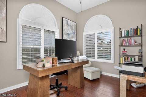 2271 Heydon Cir W, Naples FL - photo 14 of 42