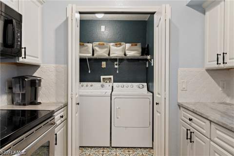 12920 Positano Cir 306, Naples FL - photo 21 of 38