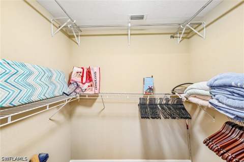 9185 Celeste Dr 1-103, Naples FL - photo 23 of 41