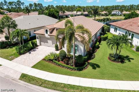 9327 Woodhurst Dr, Naples FL - photo 7 of 48