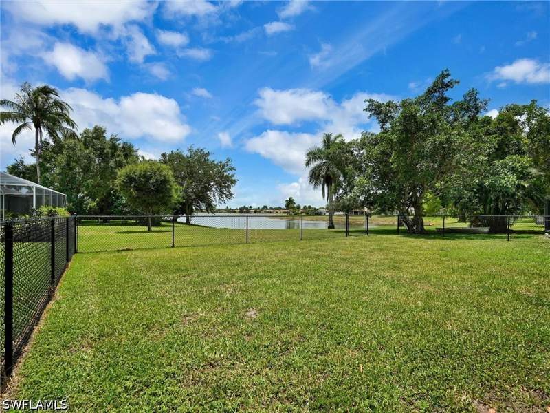4 bedroom SingleFamilyResidence at 3200 Orange Grove Trl, Orange Tree, Naples — photo 5