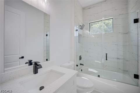 931 Barcelona St E, Lehigh Acres FL - photo 17 of 24