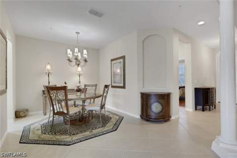 4660 Winged Foot Ct 102, Naples FL - photo 8 of 36