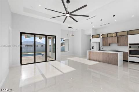 628 Chiquita Blvd N, Cape Coral FL - photo 8 of 34