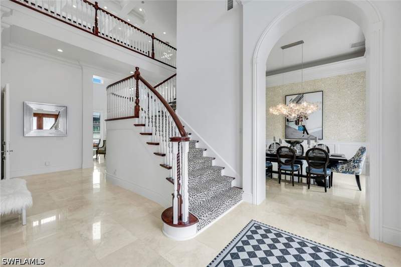 5 bedroom SingleFamilyResidence at 434 Conners Ave, Conners, Naples — photo 4