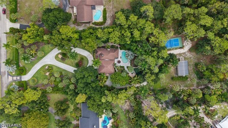4 bedroom SingleFamilyResidence at 5070 Tamarind Ridge Dr, Logan Woods, Naples — photo 5