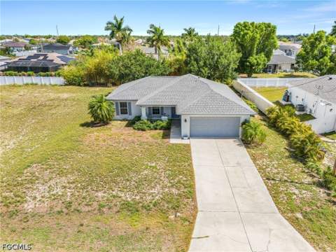 307 NE 25th Ter, Cape Coral FL - photo 24 of 27