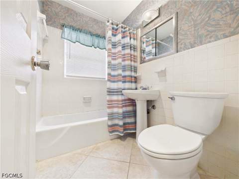 3067 Buena Vista Ln, Naples FL - photo 13 of 17