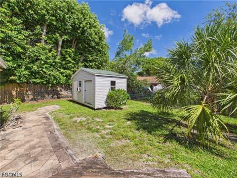3067 Buena Vista Ln, Naples FL - photo 16 of 17