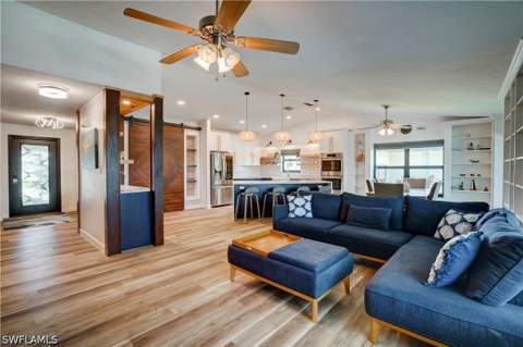 601 SE 23rd Ave, Cape Coral FL - photo 8 of 41