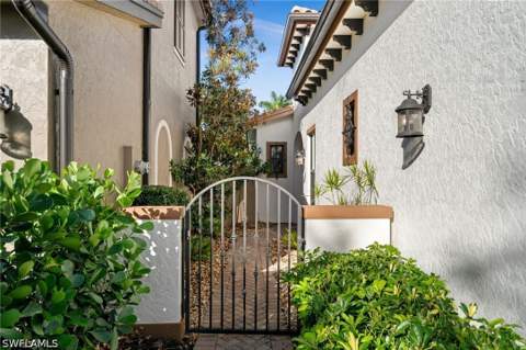 8000 Cordoba Pl, Naples FL - photo 23 of 40