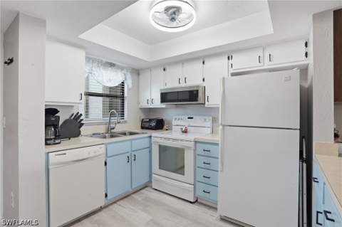 6893 Estero Blvd 423, Fort Myers Beach FL - photo 11 of 40