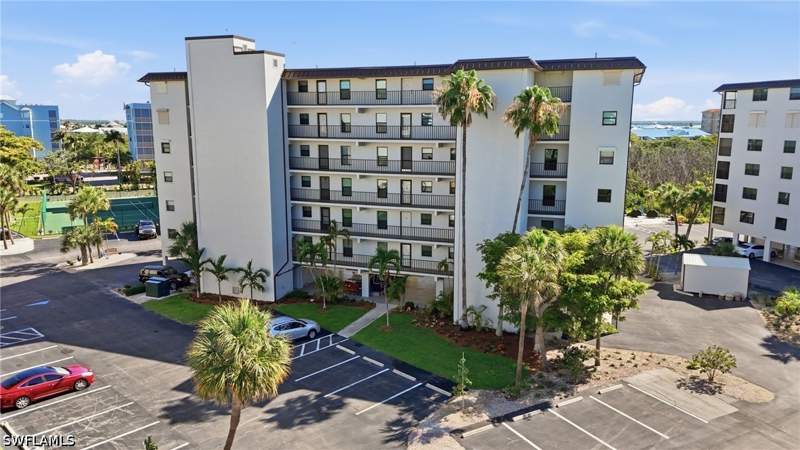 2 bedroom Condominium at 6893 Estero Blvd 423, Estero Cove Condo, Fort Myers Beach — photo 2